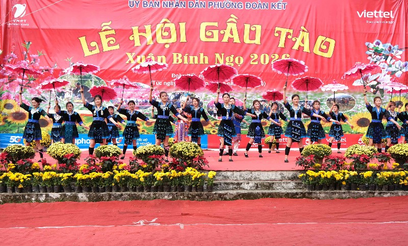 Vui hội Gầu tào 