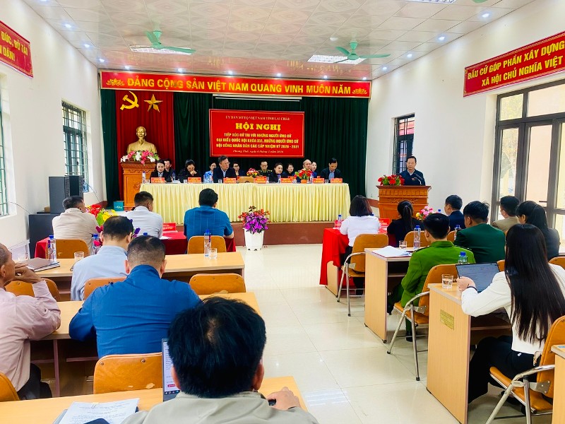 Hội nghị Tiếp xúc cử tri vận động bầu cử giữa người ứng cử đại biểu Quốc hội khóa XVI và đại biểu HĐND các cấp nhiệm kỳ 2026–2031 tại xã Phong Thổ