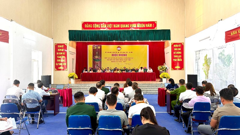 Tiếp xúc cử tri xã Pa Tần với những người ứng cử đại biểu HĐND tỉnh nhiệm kỳ 2026–2031