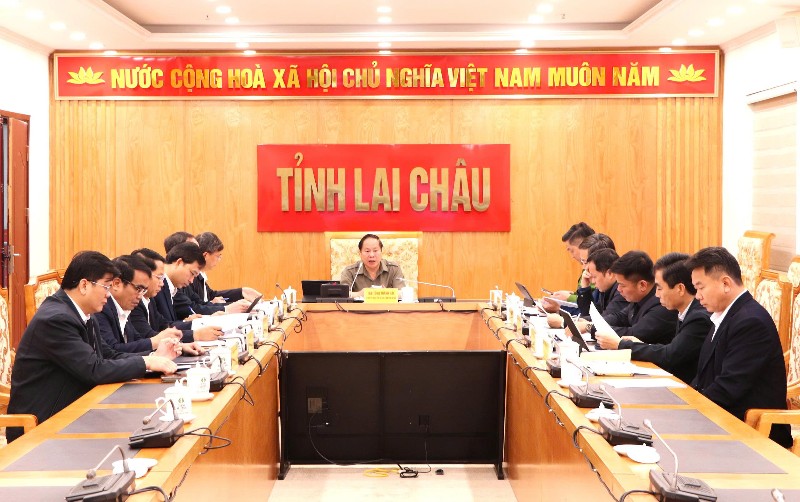 UBND tỉnh  tổ chức cuộc họp chuẩn bị Lễ Khởi công 6 trường phổ thông nội trú tại các xã biên giới