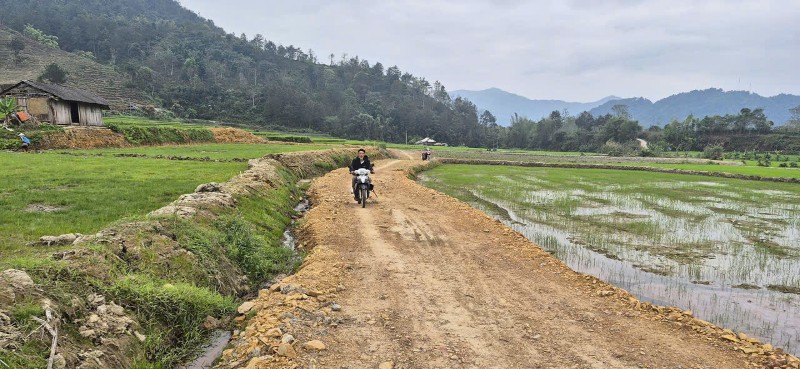 Chính quyền đồng hành, người dân tự nguyện hiến đất
