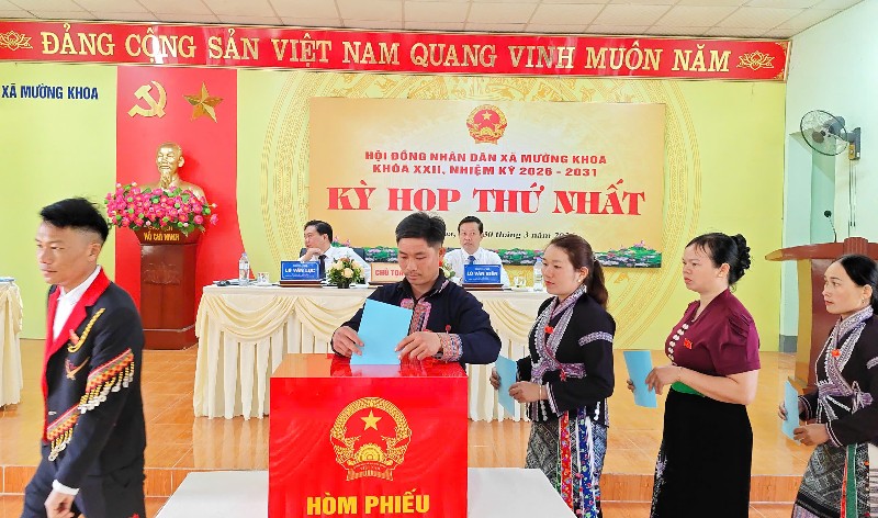 Kỳ họp thứ nhất HĐND xã Mường Khoa nhiệm kỳ 2026 - 2031