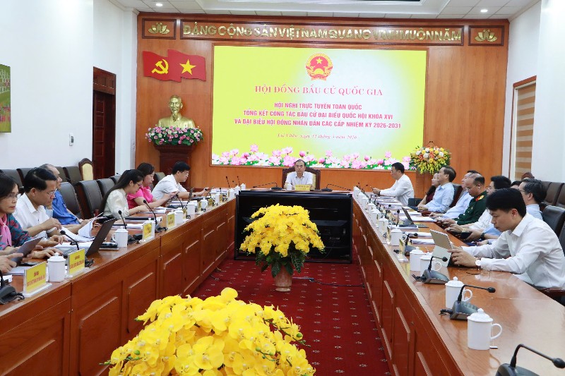 Hội nghị toàn quốc Tổng kết công tác bầu cử ĐBQH khóa XVI và đại biểu HĐND các cấp