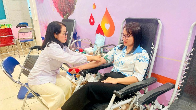 Hiến máu cứu người - Nghĩa cử của lòng nhân ái