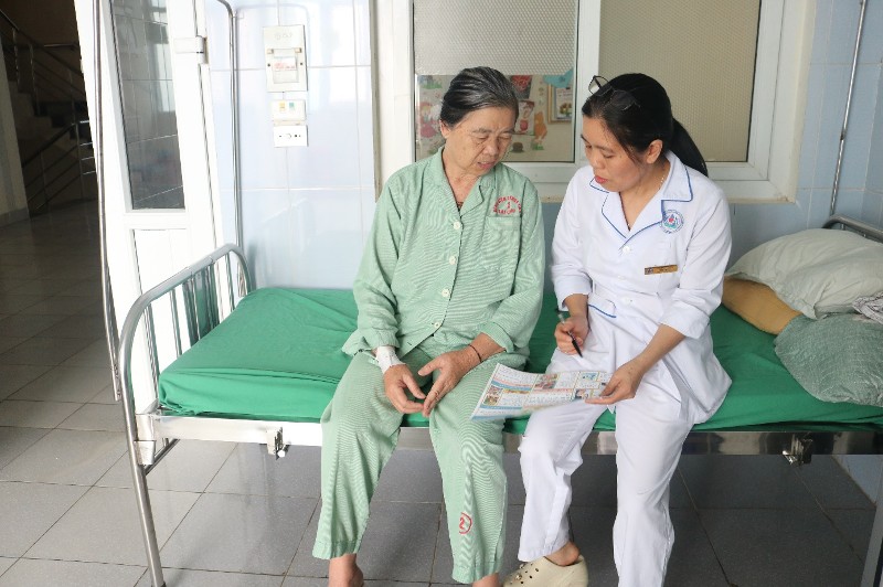 Tư vấn dinh dưỡng miễn phí cho bệnh nhân