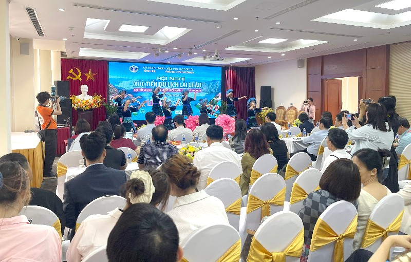 Lai Châu – Kỳ vĩ ngàn mây, Đong đầy bản sắc