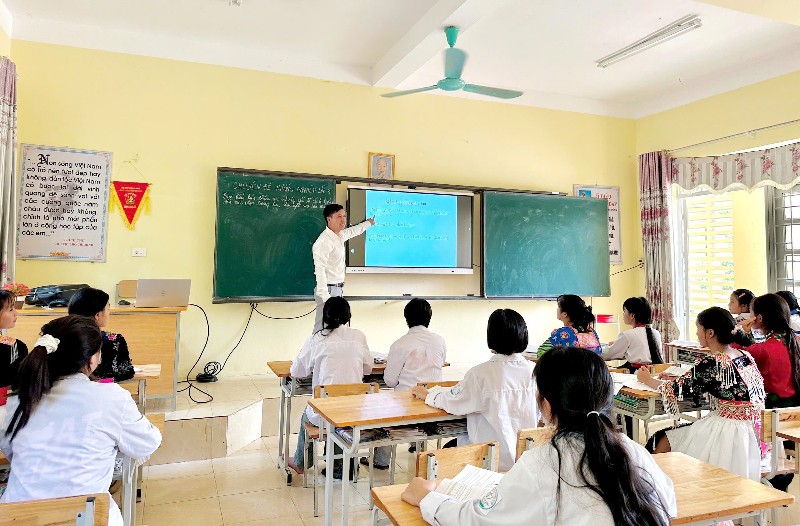 Tư vấn, hướng nghiệp cho học sinh trung học cơ sở