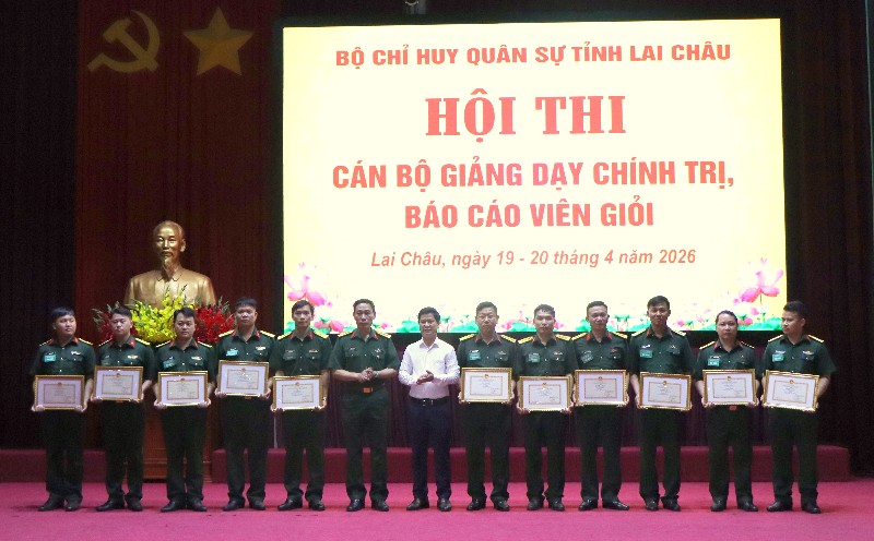 Bế mạc Hội thi cán bộ giảng dạy chính trị, báo cáo viên giỏi