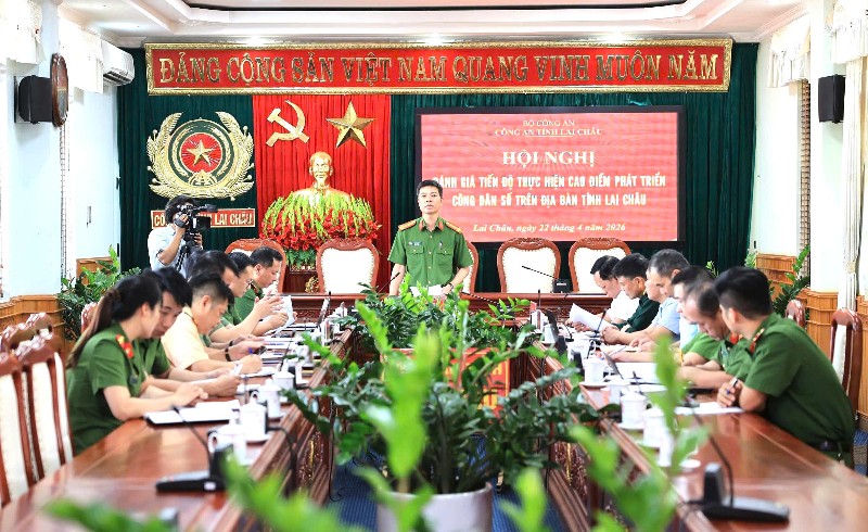 Hội nghị đánh giá tiến độ thực hiện cao điểm phát triển công dân số 