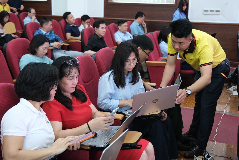 Tập huấn về ứng dụng trí tuệ nhân tạo (AI) năm 2026