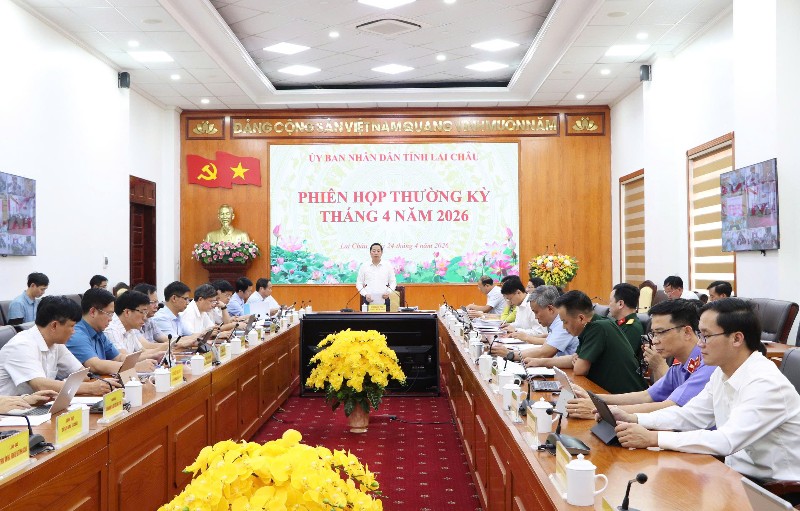 Phiên họp UBND tỉnh thường kỳ tháng 4 năm 2026