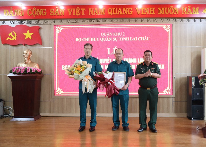 Công bố quyết định thành lập Ban Chỉ huy Quân sự tự vệ Uỷ ban MTTQ Việt Nam tỉnh 