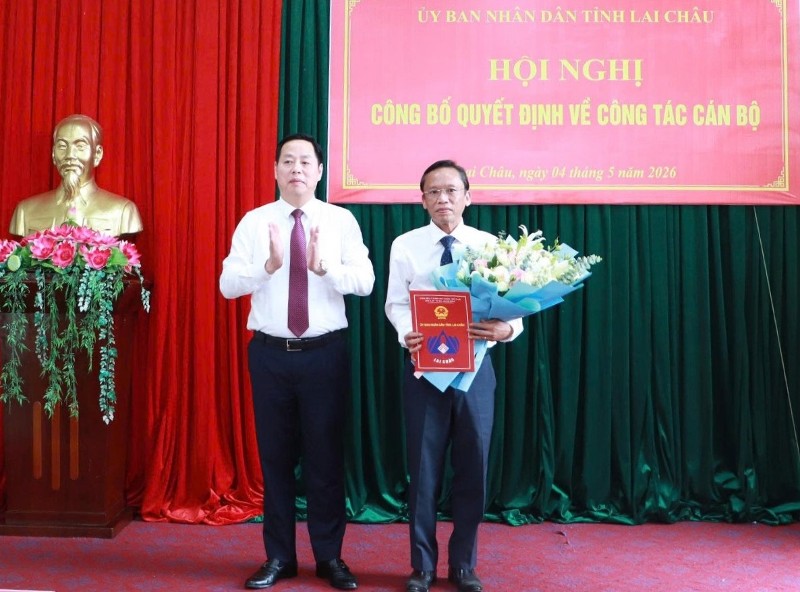 Hội nghị công bố quyết định về công tác cán bộ