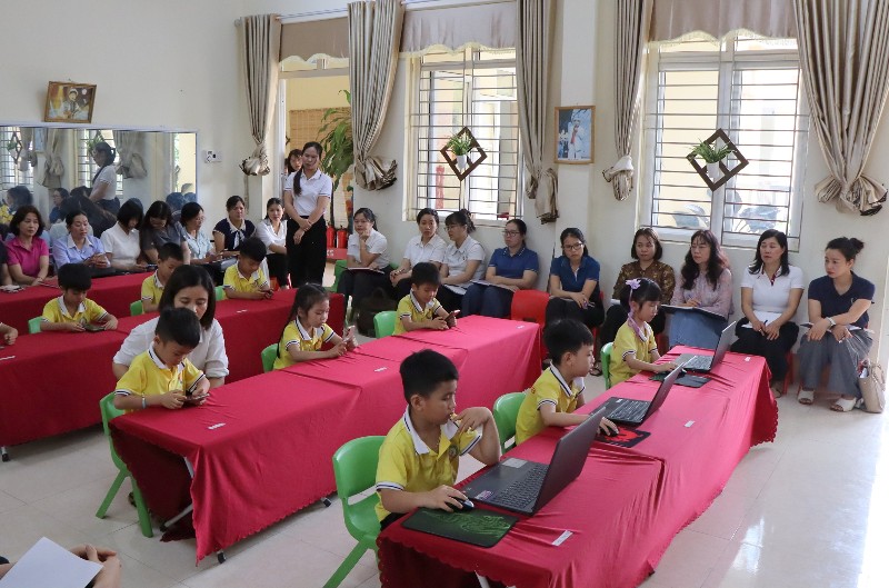 Trao đổi, chia sẻ chuyên môn giáo dục mầm non