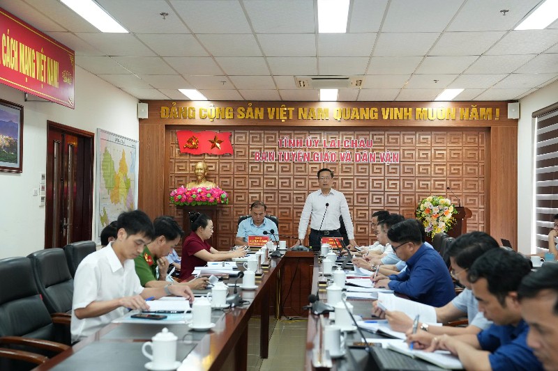 Họp triển khai dự án Cao tốc Bảo Hà - Lai Châu (CT.13) tại 3 xã trọng điểm Pắc Ta, Tân Uyên và Mường Khoa