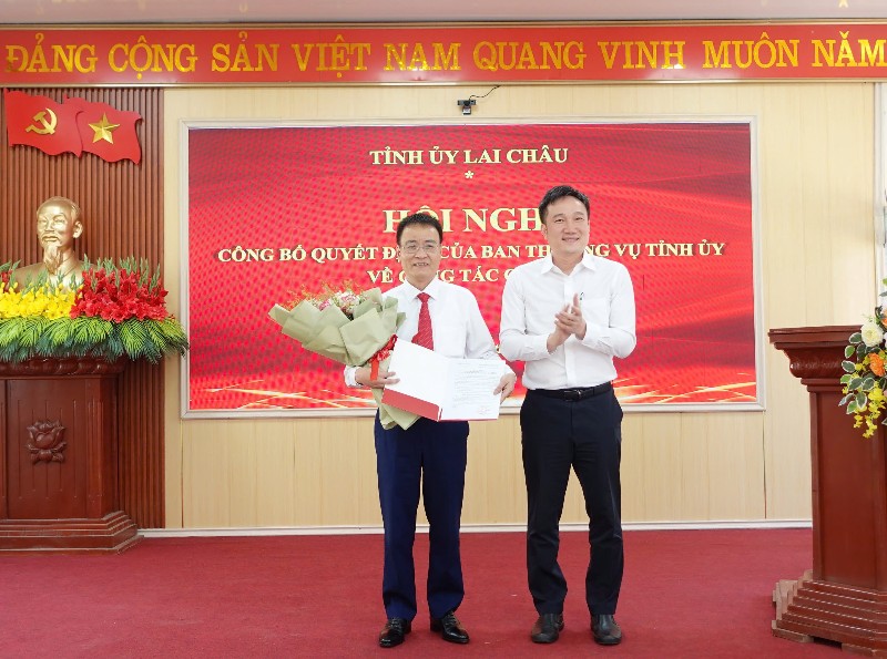 Hội nghị công bố quyết định của Ban Thường vụ Tỉnh ủy về công tác cán bộ
