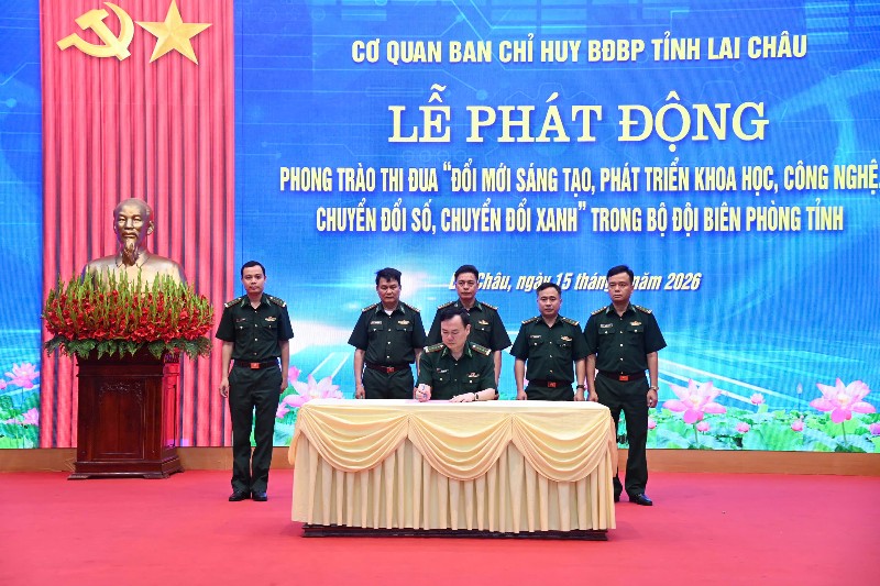 Phát động Phong trào thi đua “Đổi mới sáng tạo, phát triển khoa học, công nghệ, chuyển đổi số, chuyển đổi xanh”