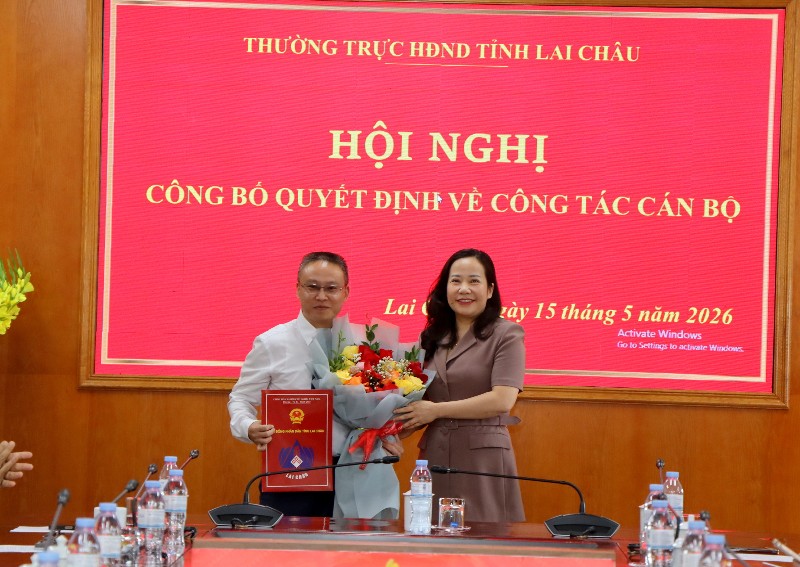 Hội nghị công bố quyết định về công tác cán bộ