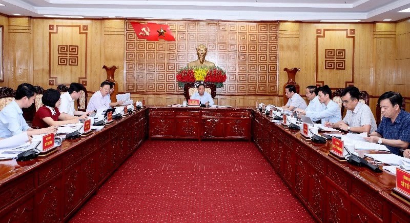     Bí thư Tỉnh uỷ Lê Minh Ngân chủ trì họp về kế hoạch đầu tư công trung hạn 2026-2030