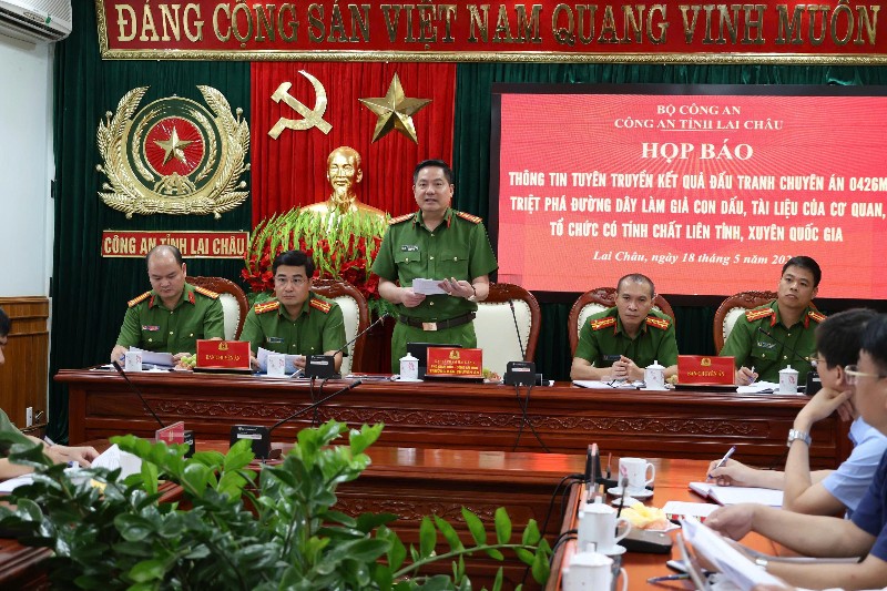 Họp báo thông tin tuyên truyền kết quả đấu tranh chuyên án 0426M 