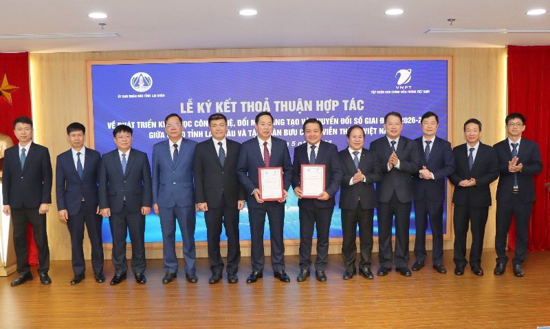 UBND tỉnh Lai Châu ký kết hợp tác chuyển đổi số với Tập đoàn VNPT
