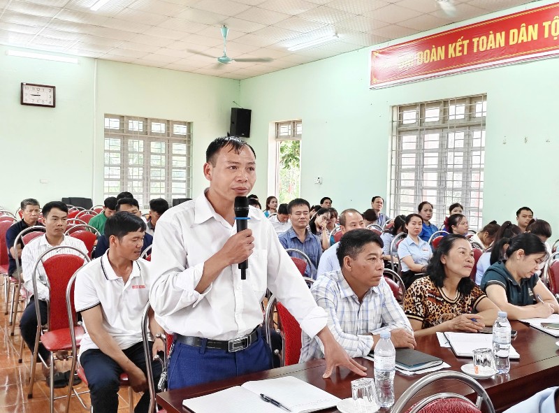 Tổ đại biểu HĐND tỉnh số 7 tiếp xúc cử tri xã Mường Khoa