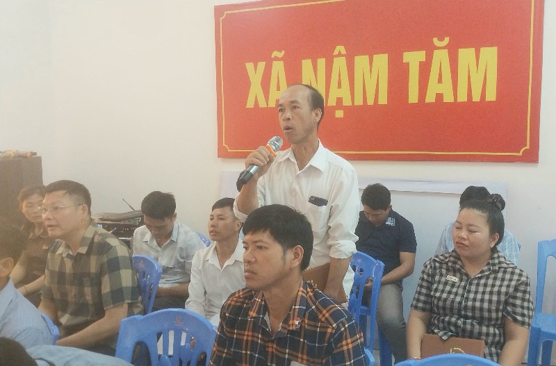 Tổ đại biểu HĐND tỉnh số 4 tiếp xúc cử tri xã Nậm Tăm