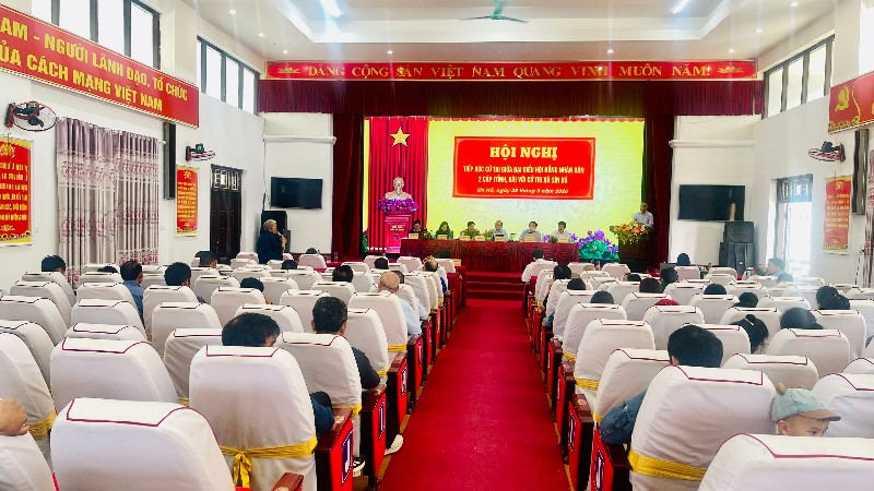Hội nghị tiếp xúc cử tri giữa đại biểu HĐND hai cấp (tỉnh, xã) với cử tri xã Sìn Hồ
