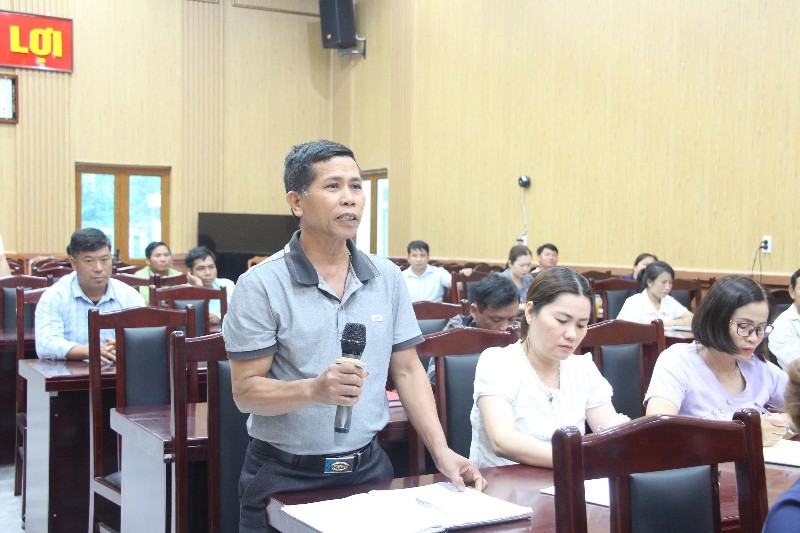 Tổ đại biểu số 5 HĐND tỉnh tiếp xúc cử tri xã Lê Lợi