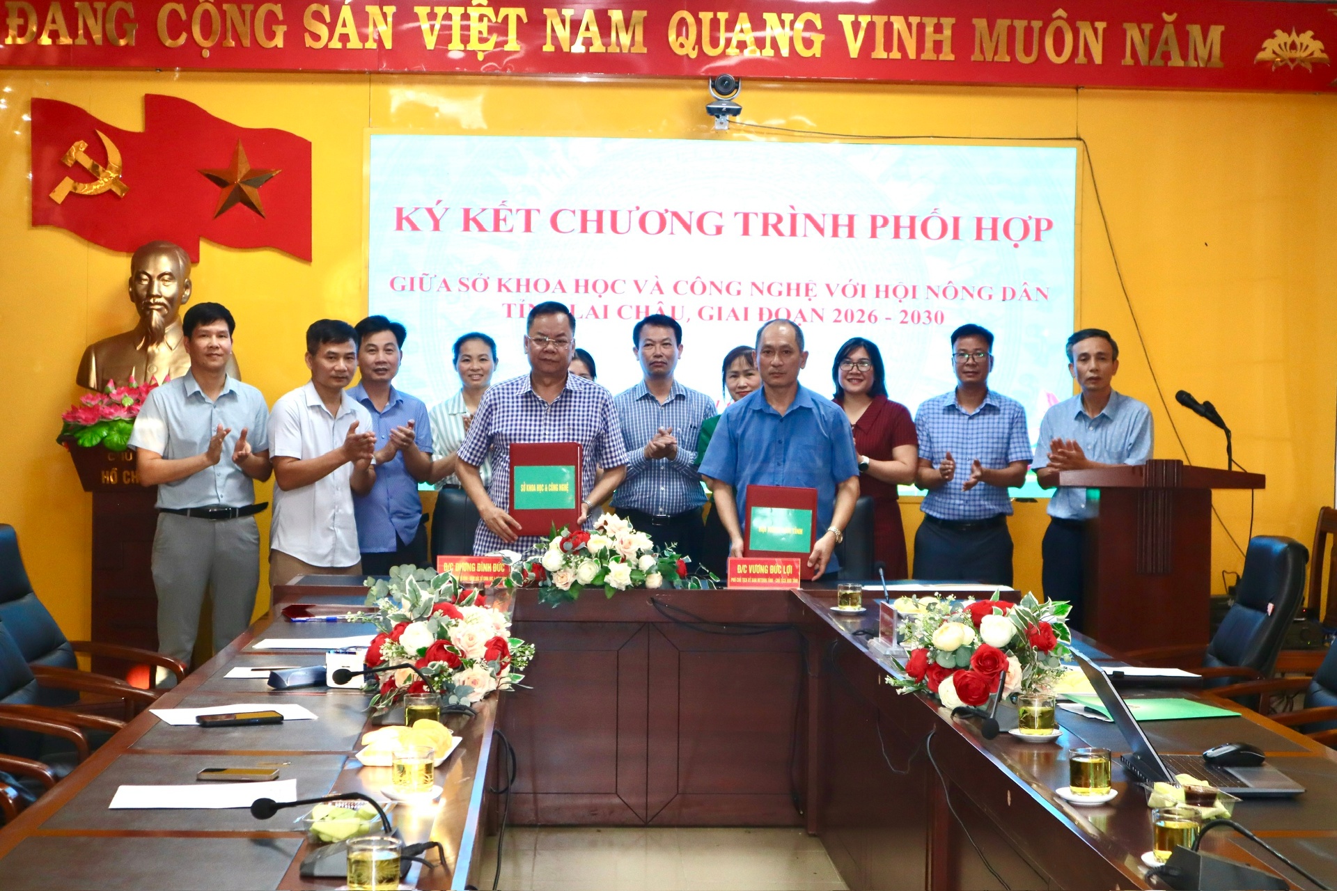 ký kết ký kết