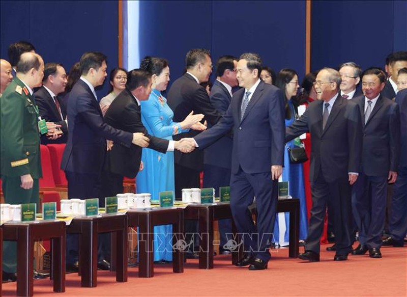 Chủ tịch Quốc hội dự khai mạc Đại hội toàn quốc Hội Nông dân Việt Nam lần thứ IX