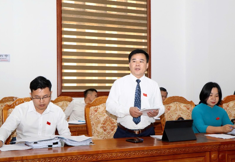 Thẳng thắn, trách nhiệm trong thảo luận các nội dung trình kỳ họp