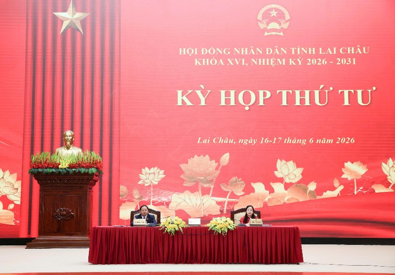 Khai mạc trọng thể Kỳ họp thứ tư, HĐND tỉnh khóa XVI