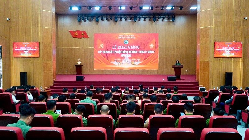 Khai giảng các lớp trung cấp lý luận chính trị khóa 1, khóa 2, khóa 3 năm 2026