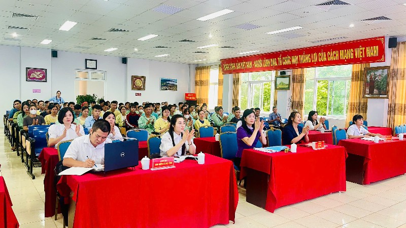 Hội nghị tuyên truyền, giải đáp, tư vấn chính sách bảo hiểm y tế