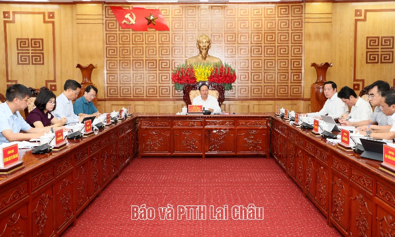 Bí thư Tỉnh uỷ Lê Minh Ngân: Ưu tiên nguồn vốn đầu tư các dự án sắp xếp, ổn định dân cư và cấp nước sinh hoạt tập trung cấp thiết