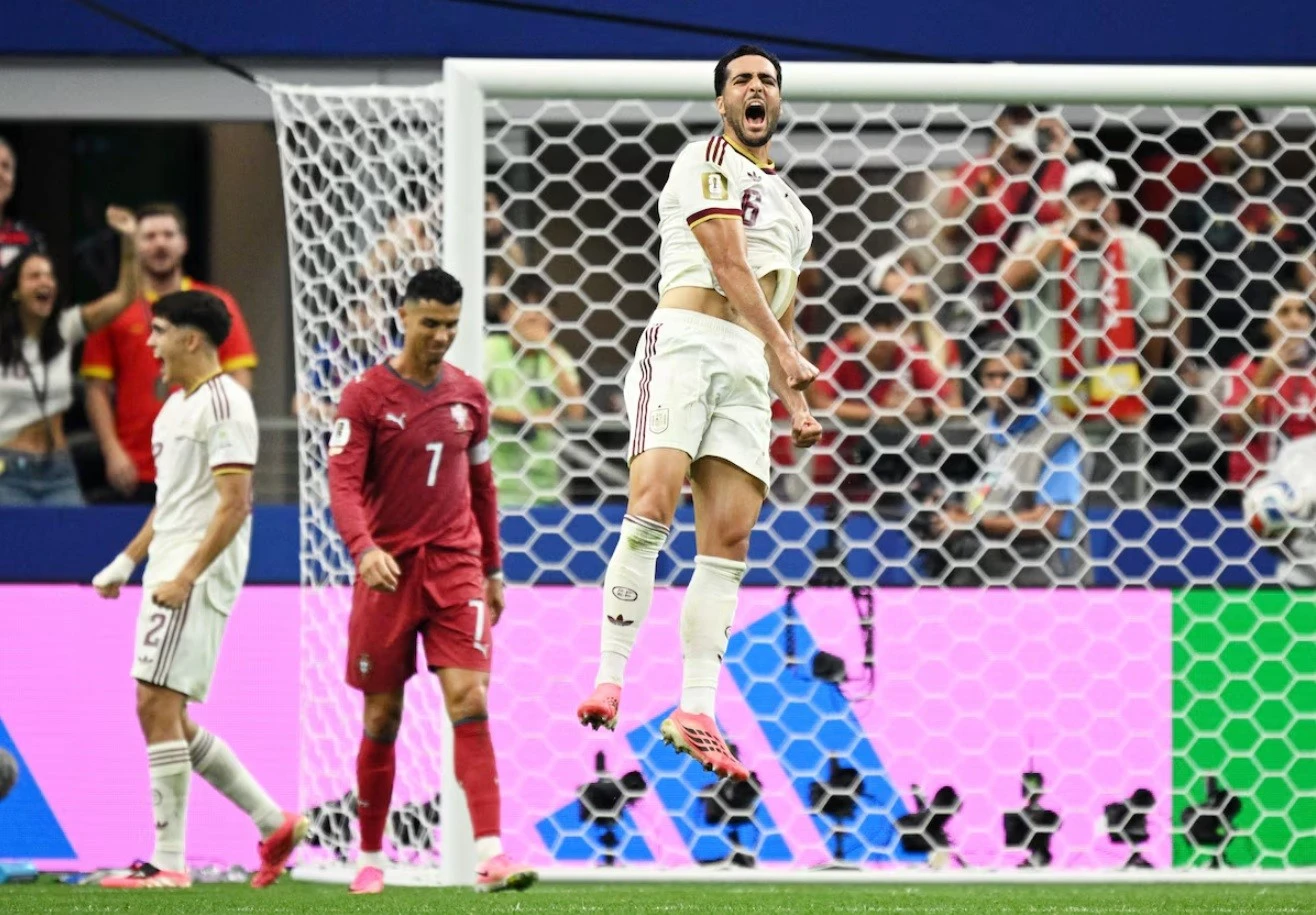 Chấm điểm cầu thủ trận Bồ Đào Nha vs Tây Ban Nha: Ronaldo mờ nhạt