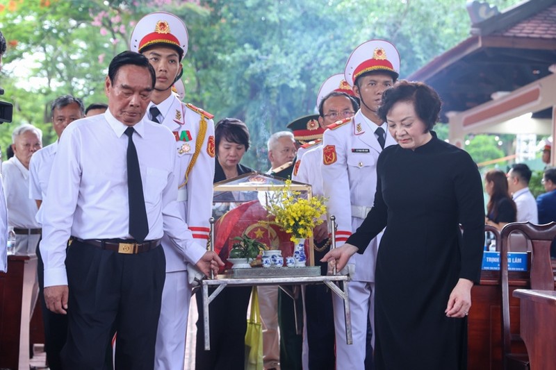 Huy động toàn dân tham gia công tác tìm kiếm, quy tập hài cốt liệt sĩ