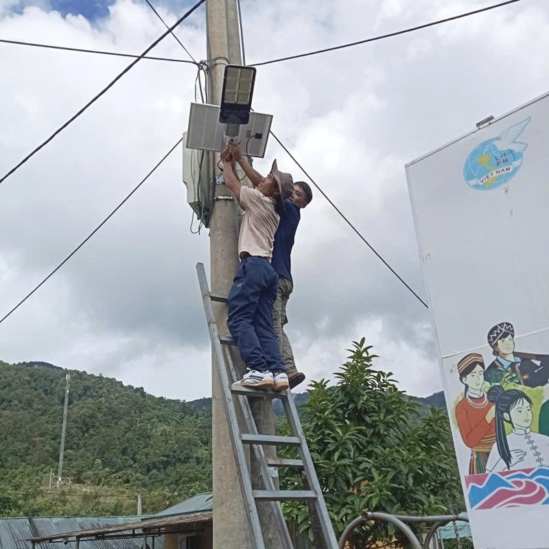 Ánh sáng điện nơi biên cương