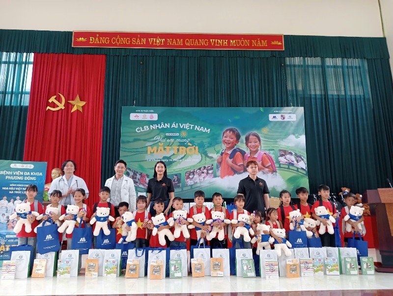 Chương trình thiện nguyện “Vai em mang mặt trời” lan tỏa yêu thương đến Cơ sở Bảo trợ xã hội tổng hợp tỉnh Lai Châu