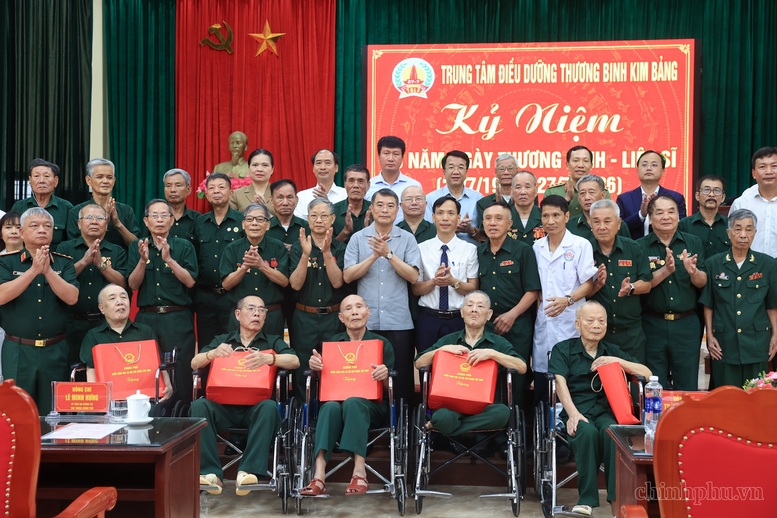 Chăm lo người có công toàn diện, đẩy mạnh "Chiến dịch 500 ngày đêm"