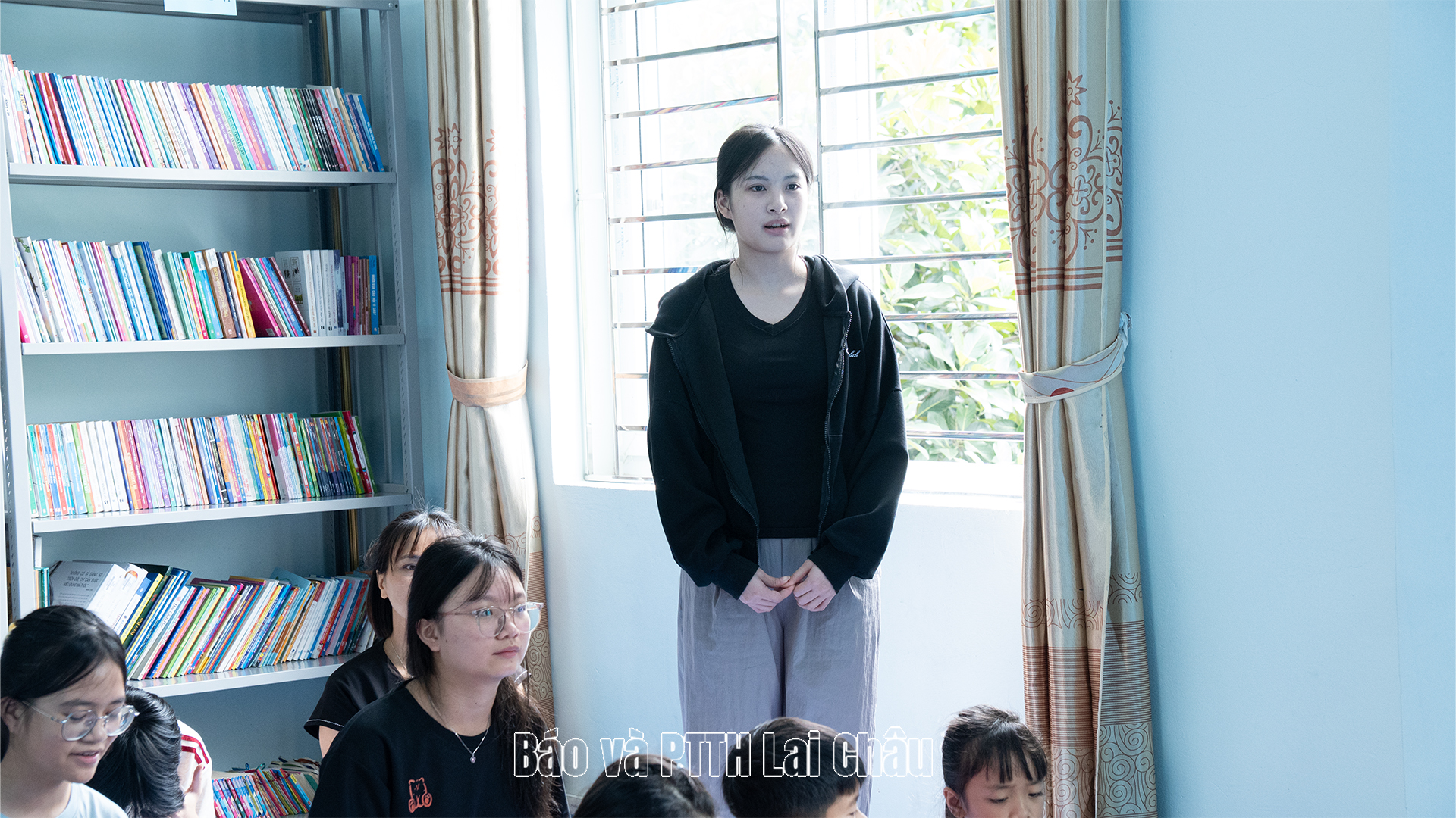 Khán giả nhí giao lưu chia sẻ tại buổi tọa đàm 