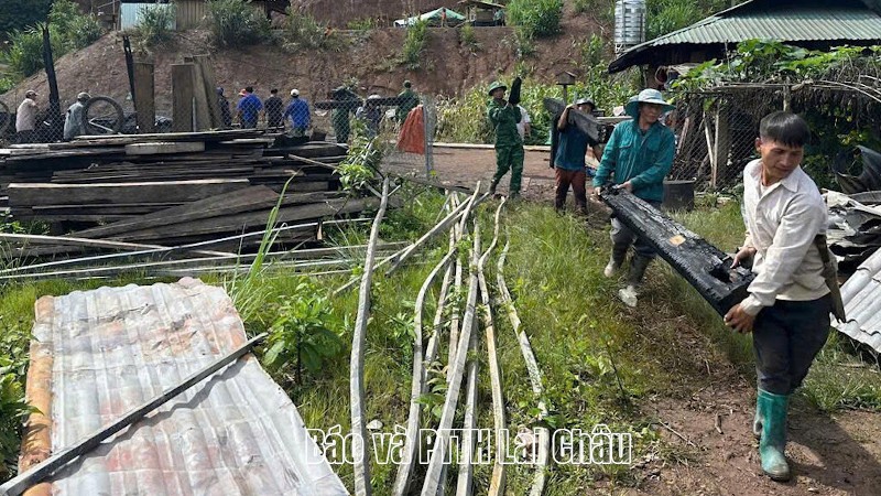 Bộ đội Biên phòng Lai Châu kịp thời hỗ trợ gia đình bị hỏa hoạn ở xã biên giới Mù Cả
