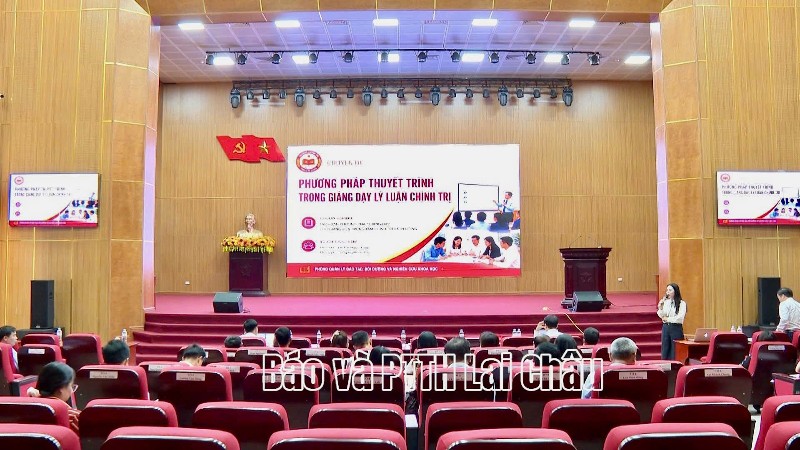 Tập huấn phương pháp giảng dạy cho đội ngũ giảng viên trung tâm chính trị cấp xã năm 2026