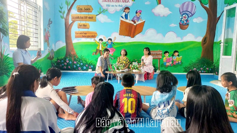Thư viện tỉnh Lai Châu tổ chức tọa đàm về sách và văn hóa đọc 