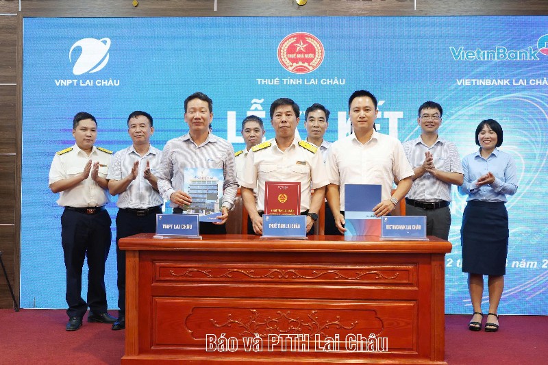 Ký kết quy chế phối hợp hướng dẫn chính sách thuế, hỗ trợ chuyển đổi số và triển khai hóa đơn điện tử