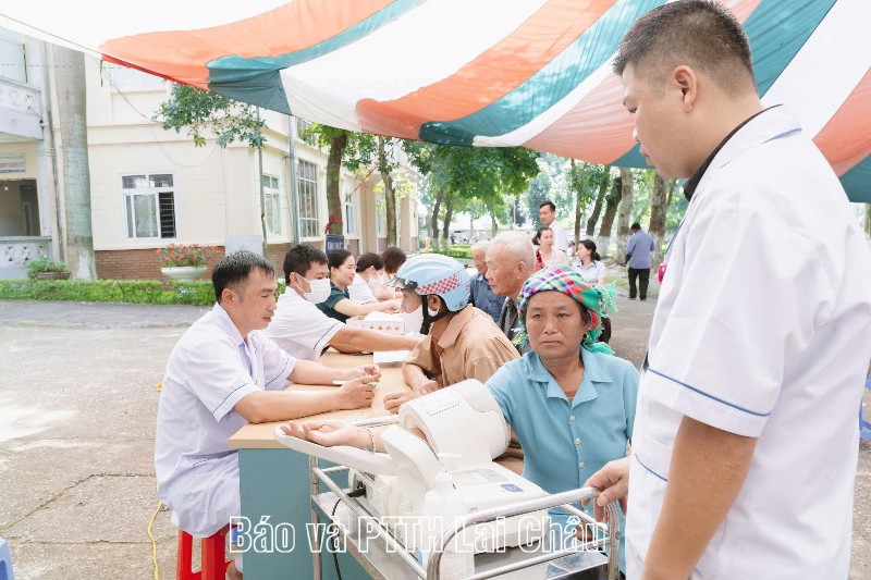 Bình Lư hoàn thành khám sức khỏe cho 100% người dân sau 42 ngày