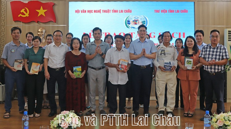  Lễ trao tặng sách và phát triển văn hóa đọc năm 2026
