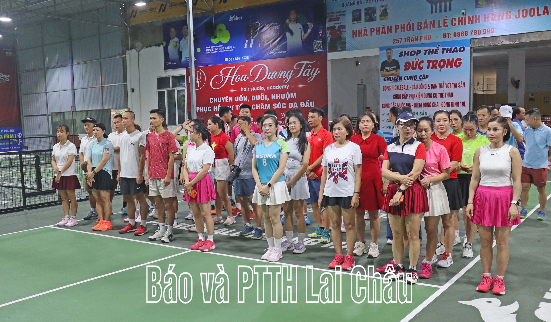 dự 