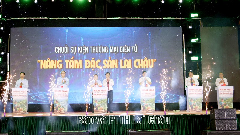 Khai mạc chuỗi sự kiện thương mại điện tử “Nâng tầm đặc sản Lai Châu” gắn với Tết Độc lập năm 2026 tại xã Than Uyên